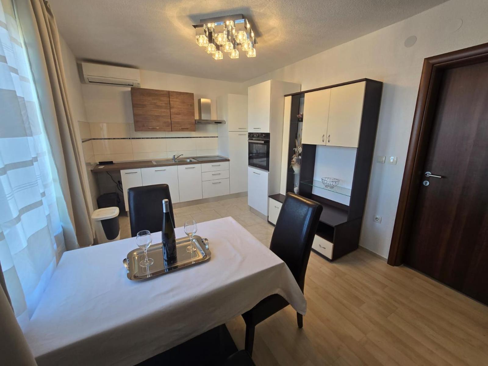 Rimbaldo Apartments Крк Экстерьер фото